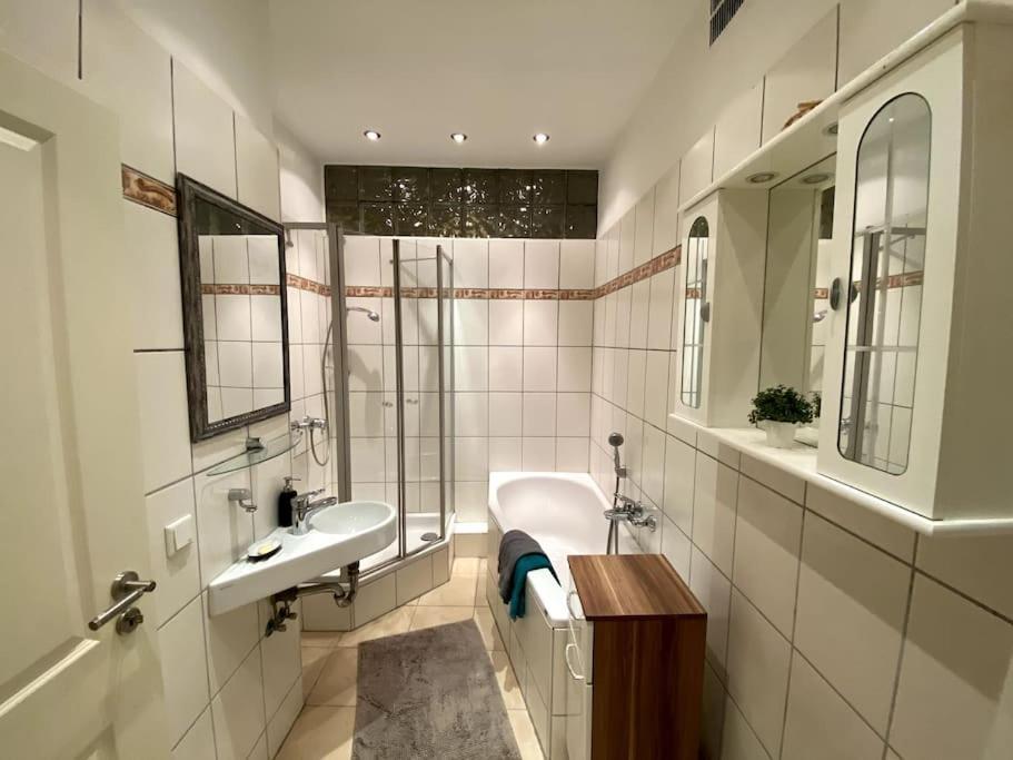 Cosy & Central Flat Near Duesseldorf Center エクステリア 写真